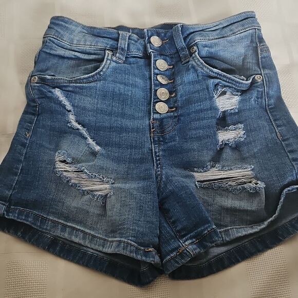 Denim Distressed Women's Shorts - Picture 16 of 16